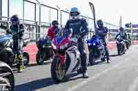 donington-no-limits-trackday;donington-park-photographs;donington-trackday-photographs;no-limits-trackdays;peter-wileman-photography;trackday-digital-images;trackday-photos